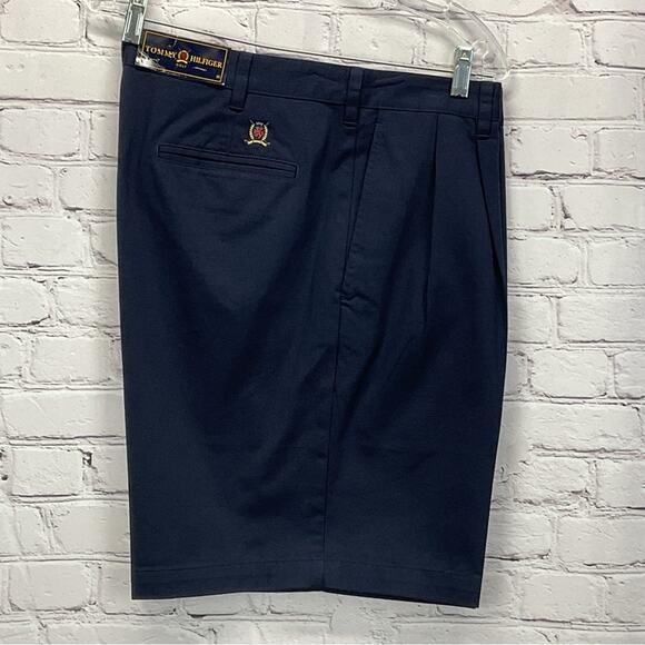 Tommy Hilfiger Golf Shorts Men's Size 36 Navy Pleated Athleisure Travel Preppy - Picture 4 of 7